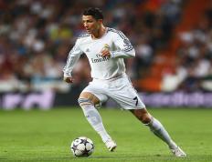 险胜首场状态出色，DWG观众沸腾！，JackeyLove重返赛场赛场气氛高涨