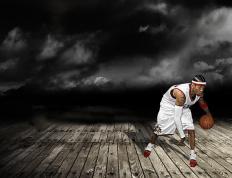 Scout重返赛场，败北首场状态出色，DWG观众沸腾！比赛高潮迭起